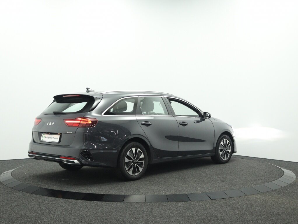 Kia Ceed Sportswagon 1.6 GDI PHEV Dynamic line | Carplay navigatie | Camera | Adaptie - Afbeelding 2