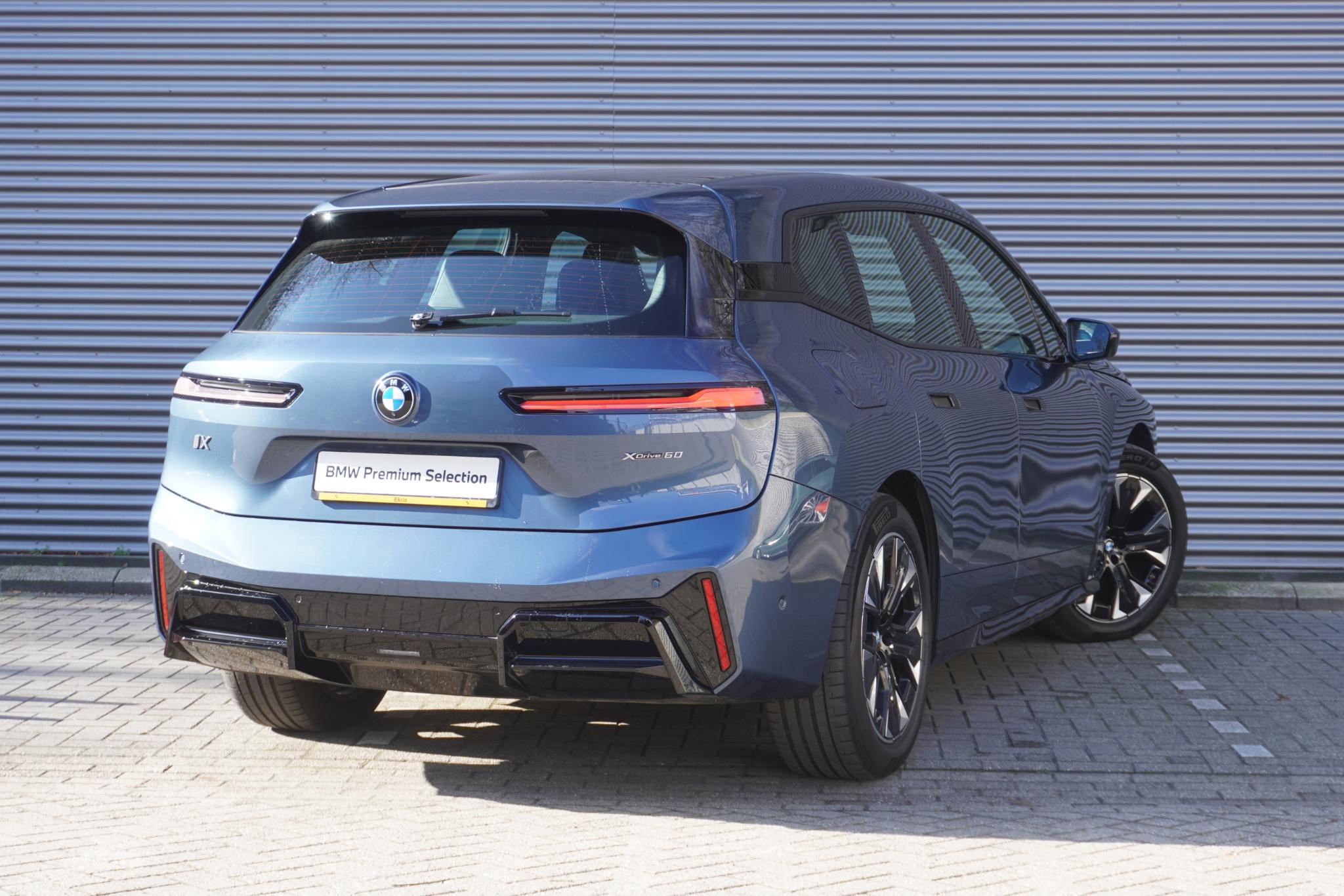 BMW iX xDrive60 - Afbeelding 2