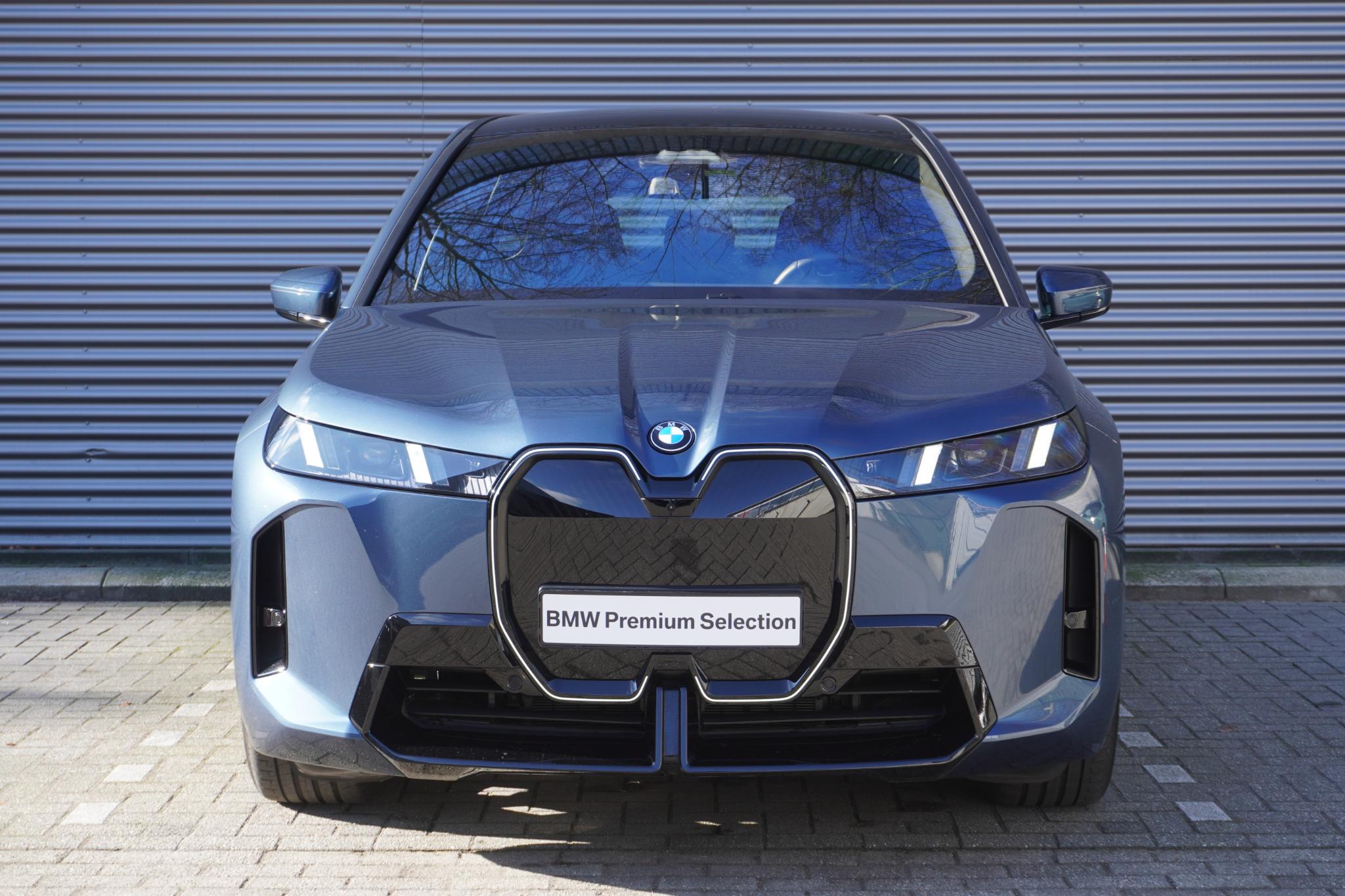 BMW iX xDrive60 - Afbeelding 3