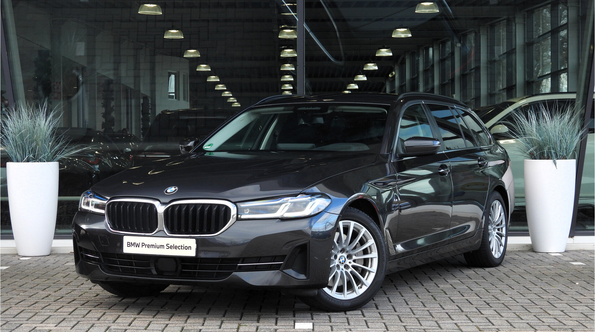 BMW 5 Serie Touring 530e xDrive High Executive Automaat