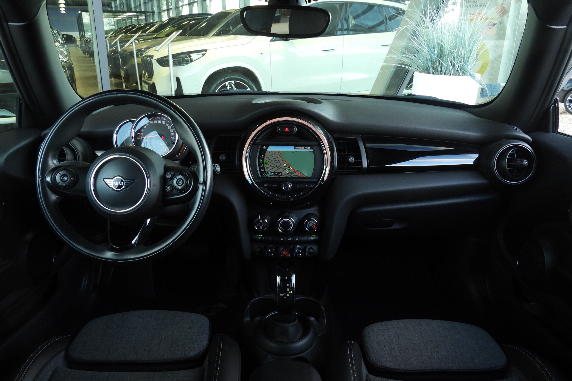 MINI One Hatchback Salt Automaat - Afbeelding 3