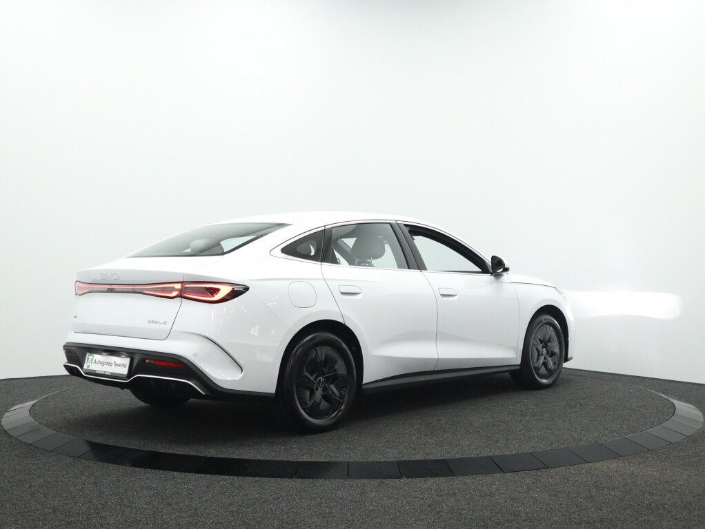 BYD SEAL 6 1.5 DM-i Boost | Navigatie | NFC Key | Creme leder - Afbeelding 2