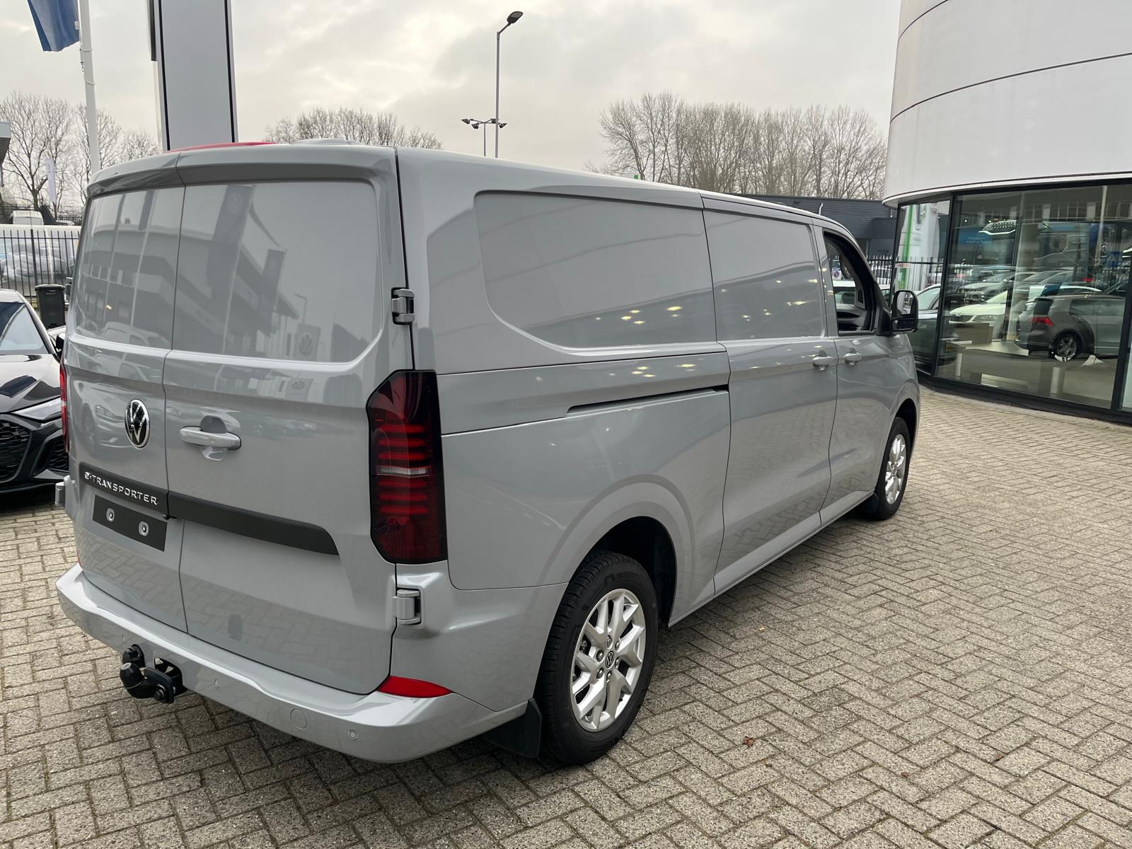 VW Bedrijfswagens e-Transporter Style L2 218pk 64kWh Elektrische aandrijving - Afbeelding 4