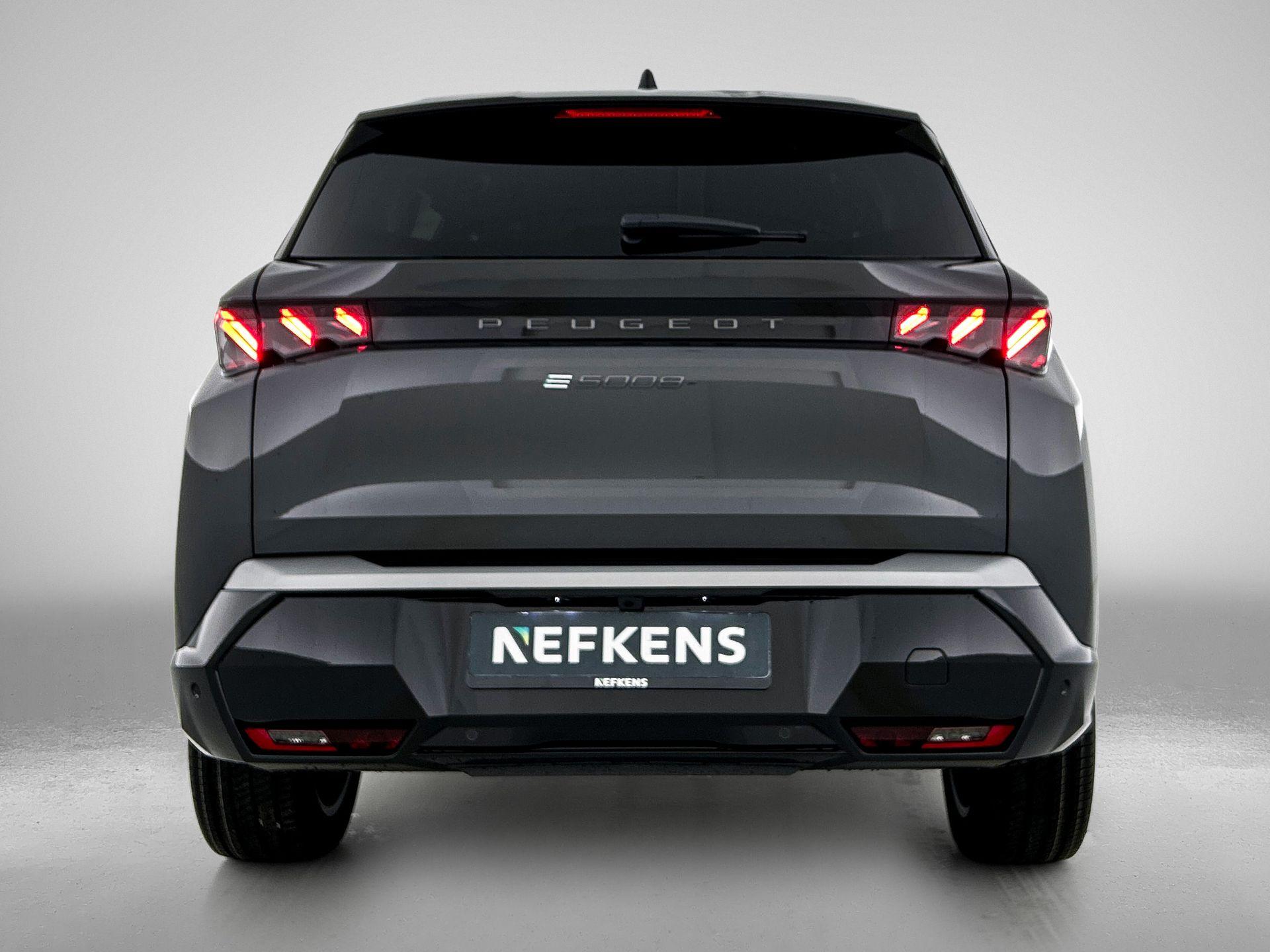 Peugeot e-5008 GT Exclusive 73 kWh 210pk Automaat - Afbeelding 4