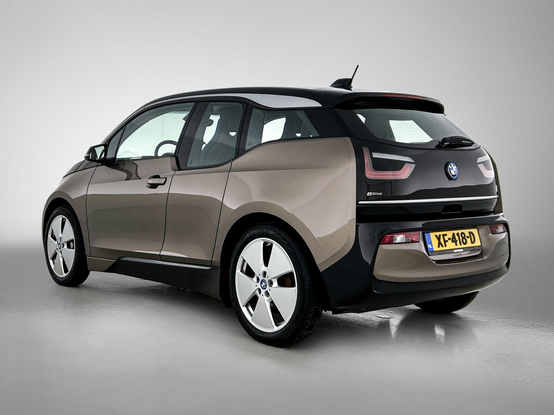 BMW i3 Basis 120Ah 42 kWh 170pk Automaat - Afbeelding 5
