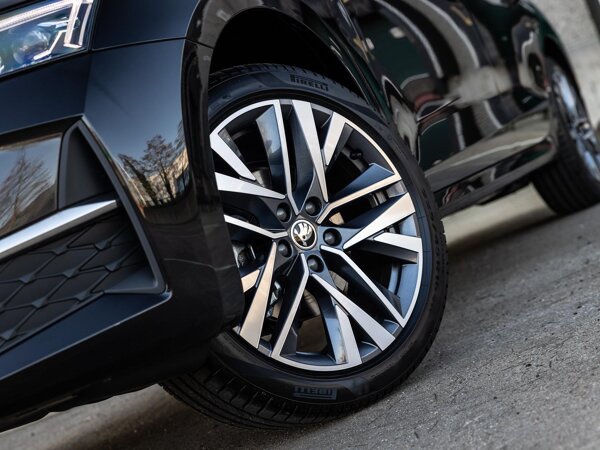 lichtmetalen velgen 18"