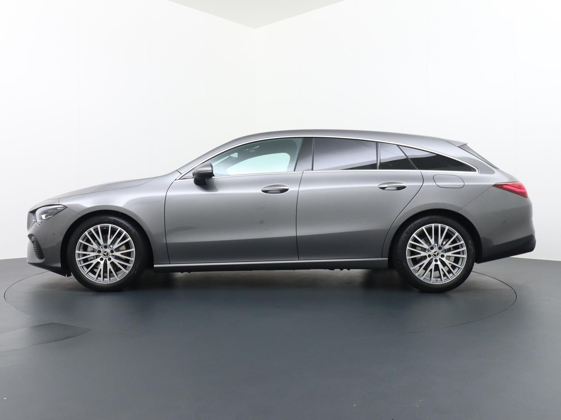 Mercedes-Benz CLA-klasse Shooting Brake 180 Star Edition Luxury Line - Afbeelding 3