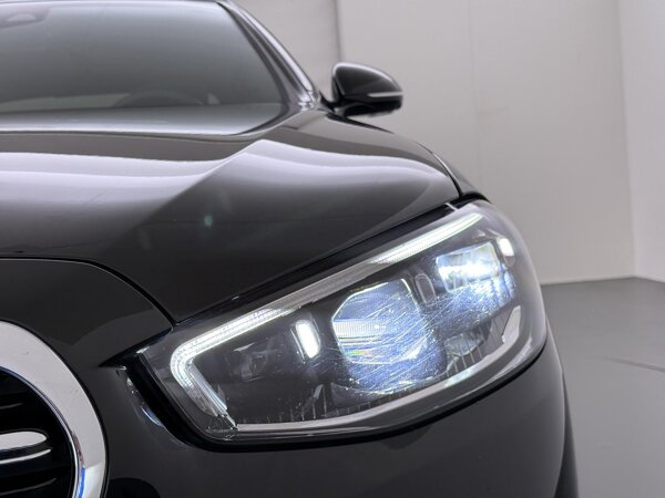 MULTIBEAM LED-koplampen en LED-achterlichten