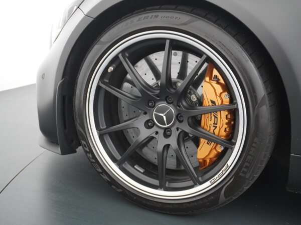 48,3 cm (19 inch)/50,8 cm (20 inch) AMG Performance vijf-dubbelspaaks gesmede velgen