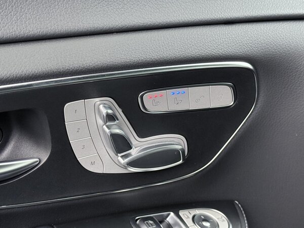 Actieve stoelventilatie, 1e zitrij Actieve stoelventilatie, 1e zitrij