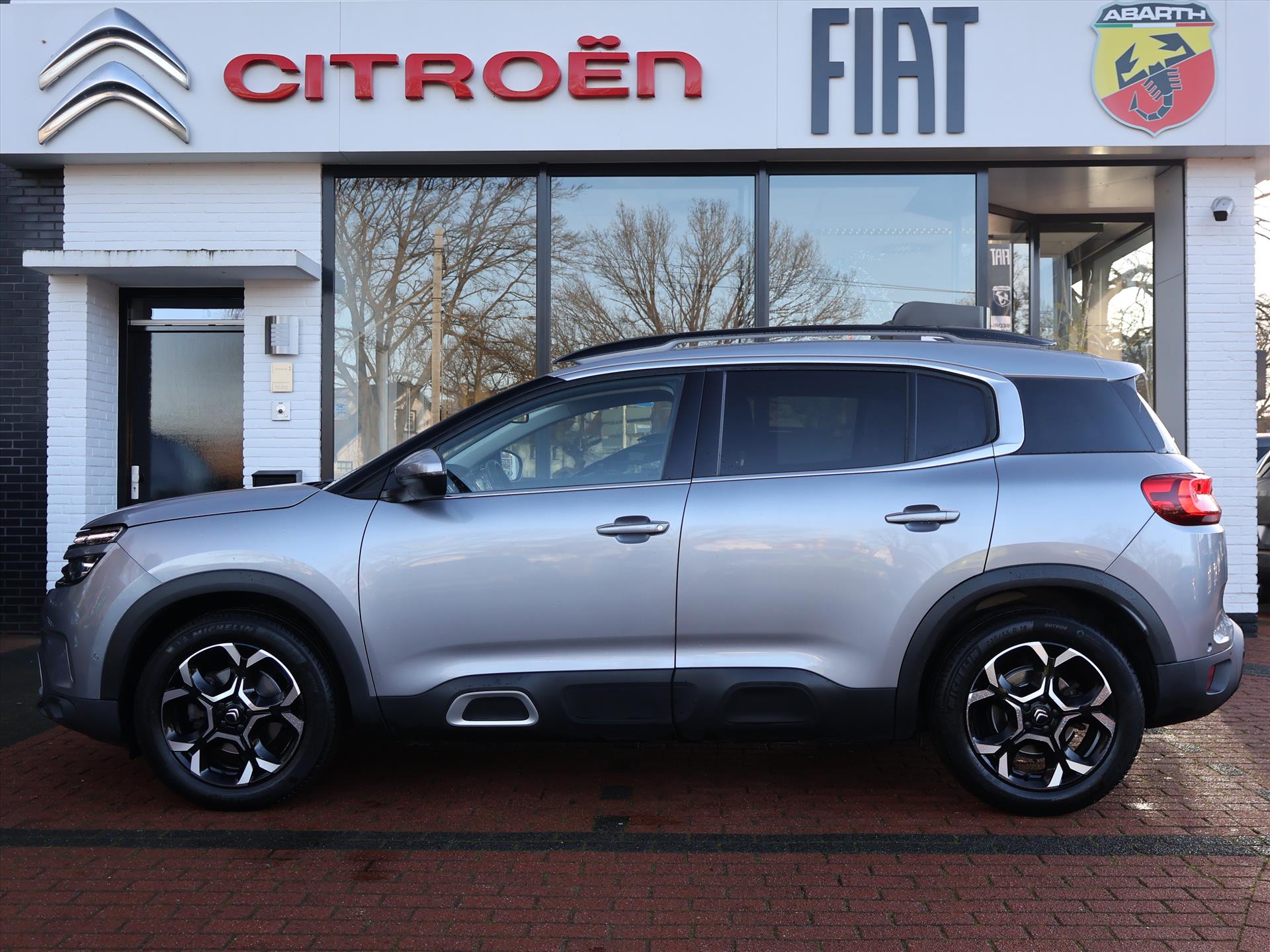 Citroën C5 Aircross PureTech turbo 130PK H6 S&S Business Plus, Rijklaarprijs | Adaptieve Cruise | Trekhaak | Camera - Afbeelding 2