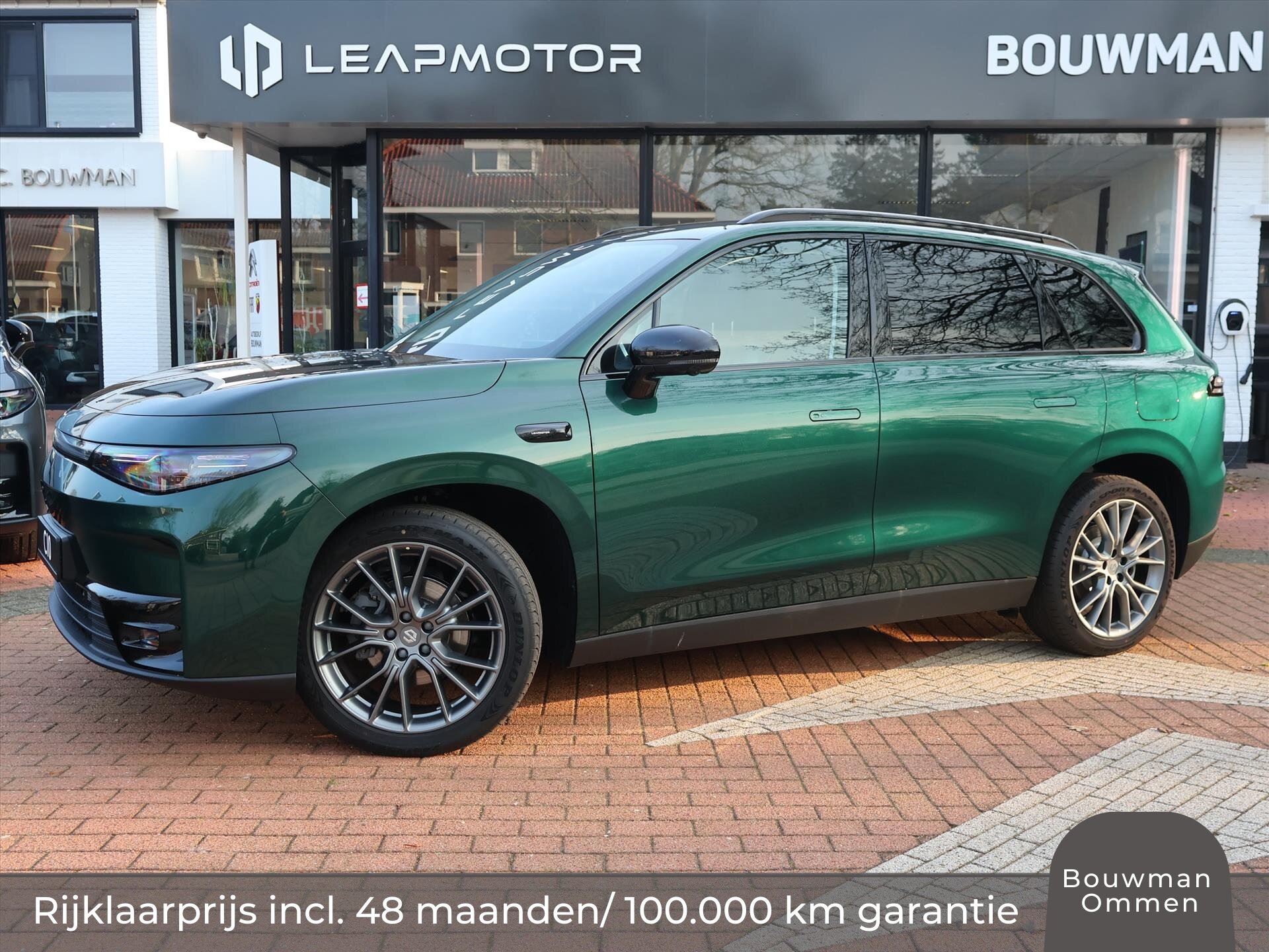 Leapmotor C10 REEV Plug-in hybride 28,4 kWh 215PK Automaat Design NIEUW, Rijklaarprijs | Panoramadak | Camera 360 | Adaptieve Cruise Control