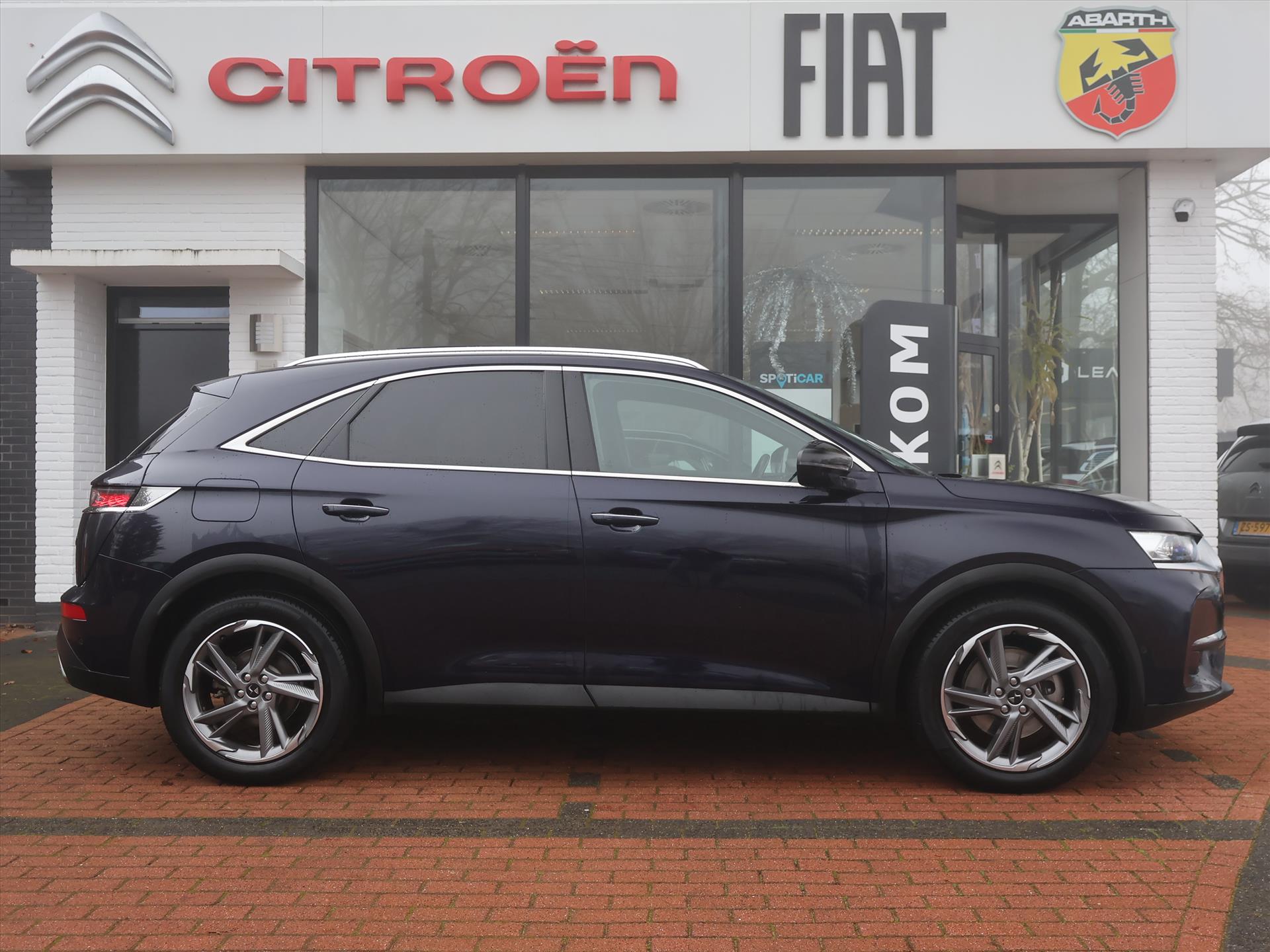 DS DS 7 Crossback E-TENSE Plug-in hybride 300PK e-EAT8 Aut. 4x4 Rivoli, Rijklaarprijs | Panoramadak | Leder | Navigatie | Adaptieve Cruise - Afbeelding 3