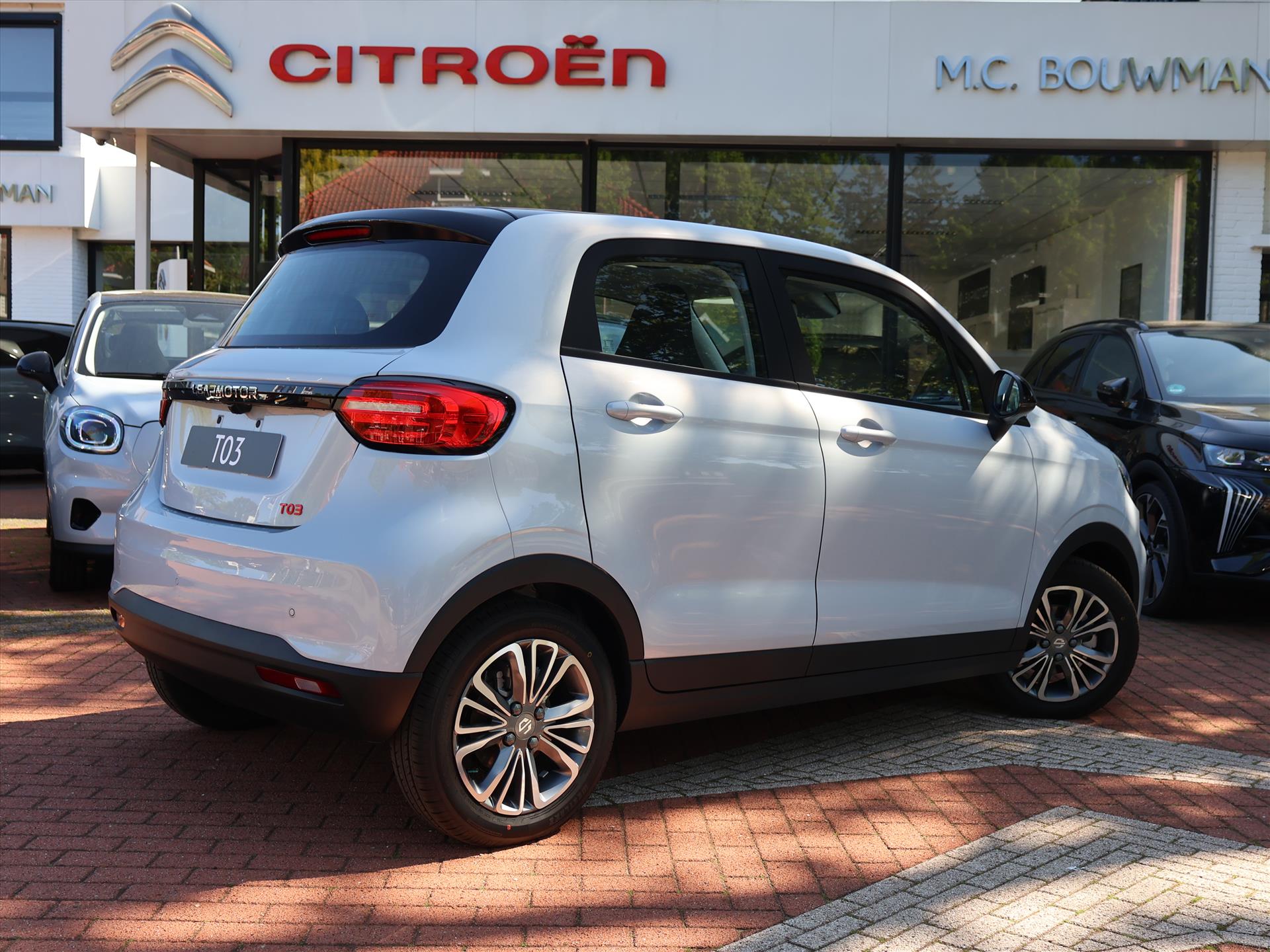 Leapmotor T03 EV 37,3 kWh 95PK Design NIEUW, Rijklaarprijs | Camera | Navigatie | Panoramadak | Lichtmetalen wielen - Afbeelding 5