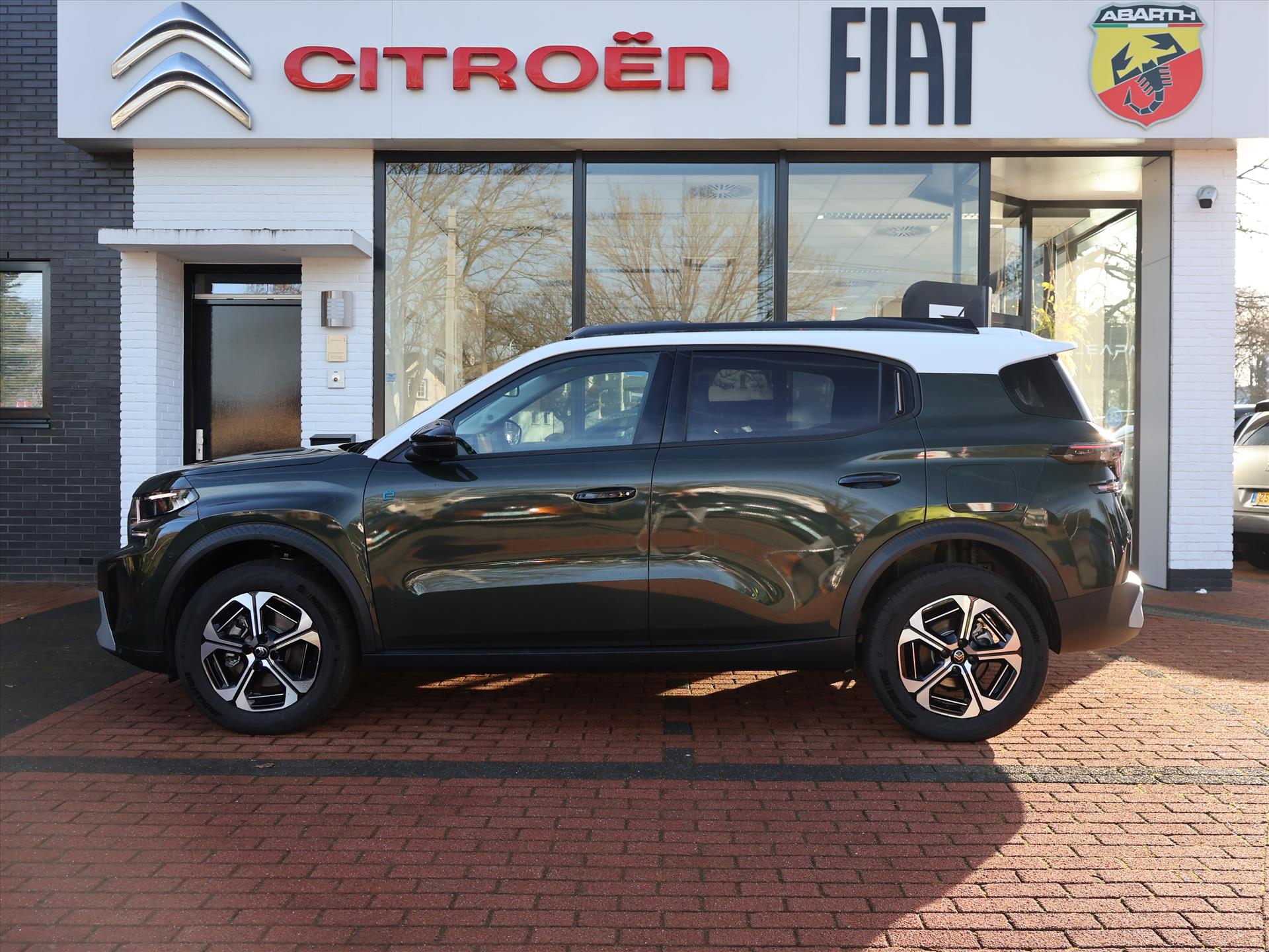 Citroën ë-C3 Aircross EV 44kWh 113PK Comfort range Automaat Max, Rijklaarprijs | Navigatie | Camera | 17 inch Lichtmetalen wielen - Afbeelding 2