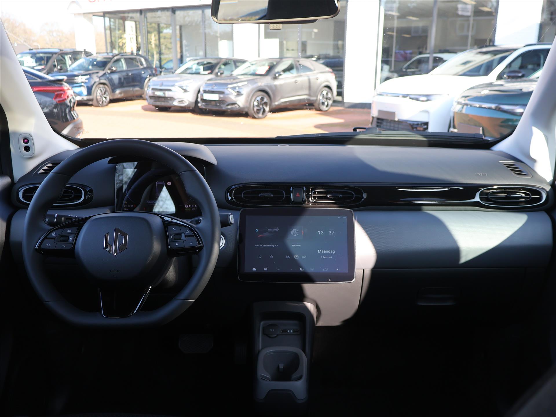 Leapmotor T03 EV 37,3 kWh 95PK Design, Rijklaarprijs | Camera | Navigatie | Panoramadak | Lichtmetalen wielen - Afbeelding 5