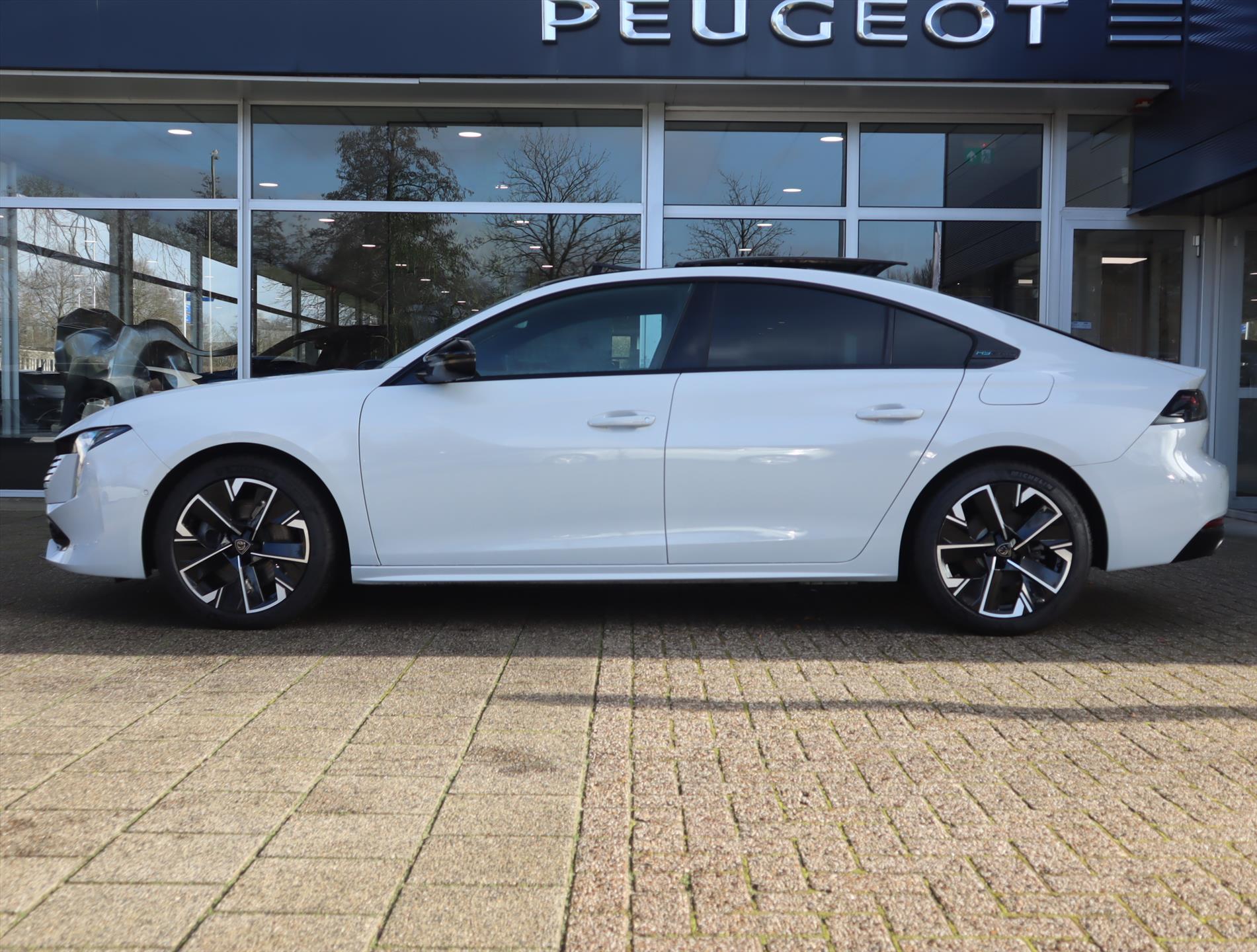 Peugeot 508 Plug-in HYbrid 225PK e-EAT8 Automaat GT, Rijklaarprijs Panoramadak Focal HiFi Camera Navigatie Apple Carplay - Afbeelding 3