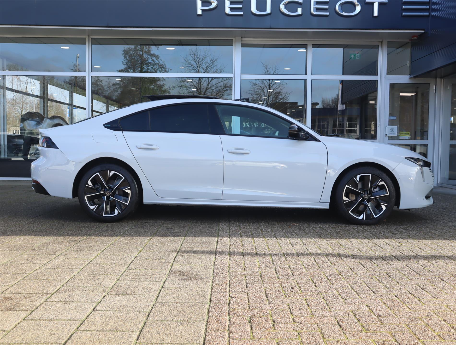 Peugeot 508 Plug-in HYbrid 225PK e-EAT8 Automaat GT, Rijklaarprijs Panoramadak Focal HiFi Camera Navigatie Apple Carplay - Afbeelding 4