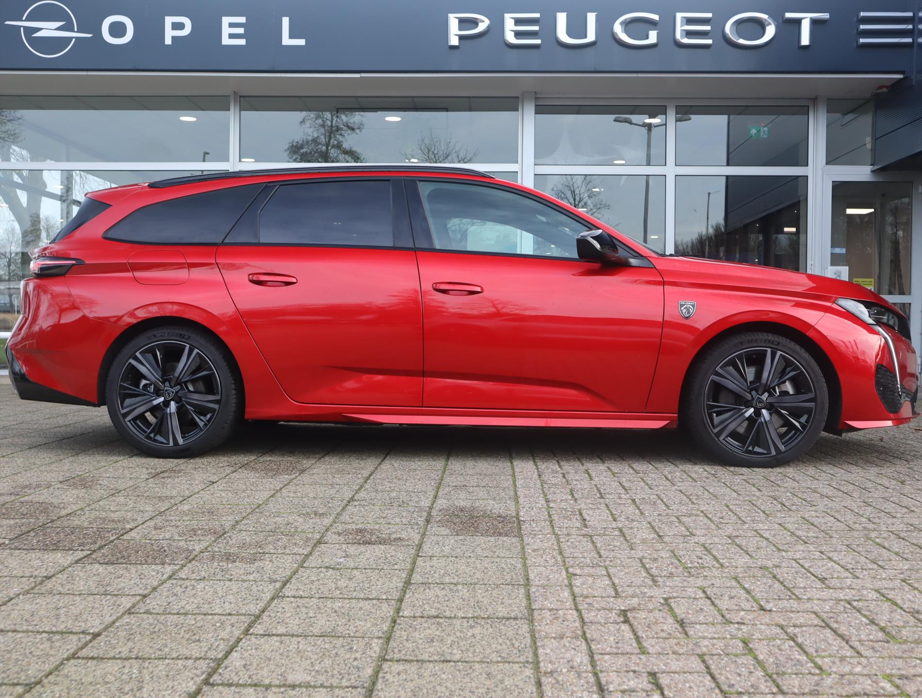 Peugeot 308 Sw GT 1.6 Plug-in HYbrid 180PK e-EAT8 Automaat, Rijklaarprijs, Stoelverwarming Stuurwielverwarming Camera - Afbeelding 3