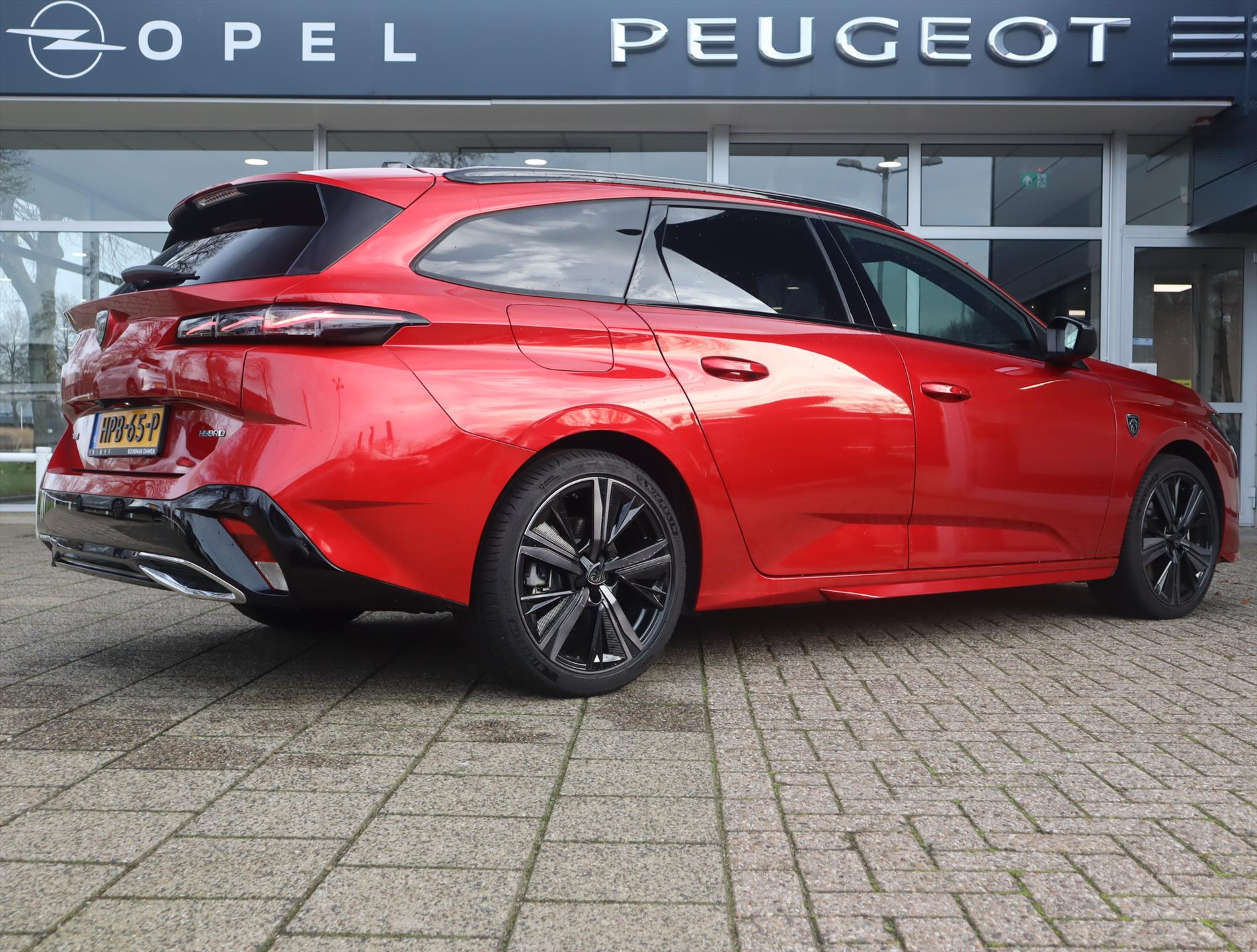 Peugeot 308 Sw GT 1.6 Plug-in HYbrid 180PK e-EAT8 Automaat, Rijklaarprijs, Stoelverwarming Stuurwielverwarming Camera - Afbeelding 4