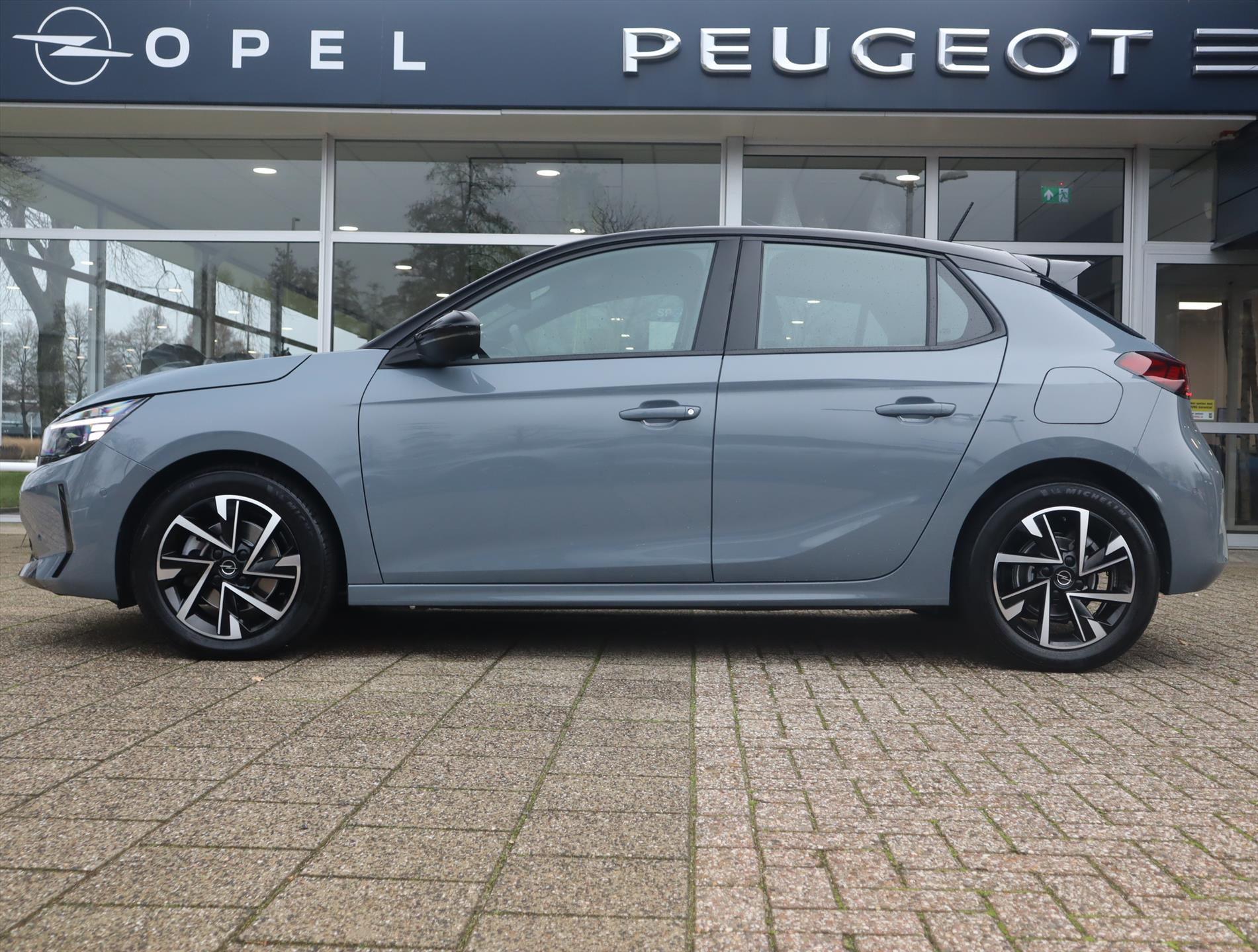 Opel Corsa GS 1.2 Turbo Hybrid 145PK eDCT automaat, Rijklaarprijs, Navigatie Camera LED Apple Carplay - Afbeelding 2