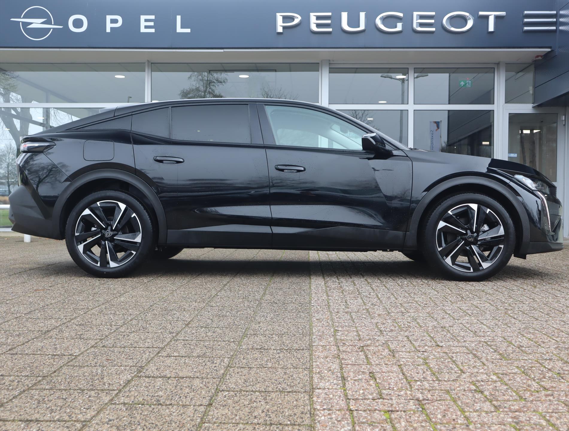 Peugeot 408 Allure Hybrid 145PK e-DCS6 Automaat, Rijklaarprijs, Adaptieve cruise control 360° Camera Stoel- en stuurverwarming - Afbeelding 3