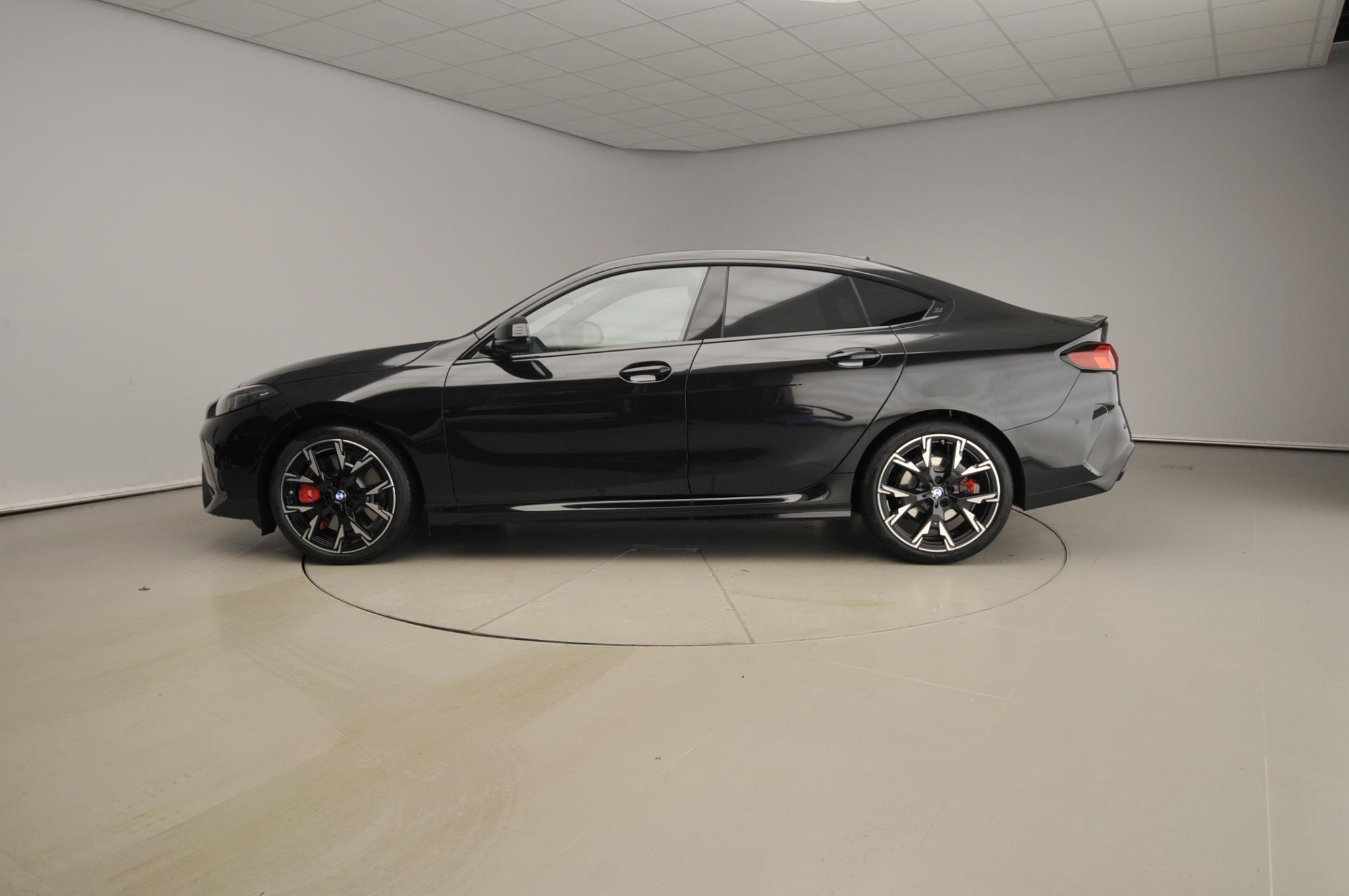 BMW 2 Serie 220 Gran Coupé - Afbeelding 2