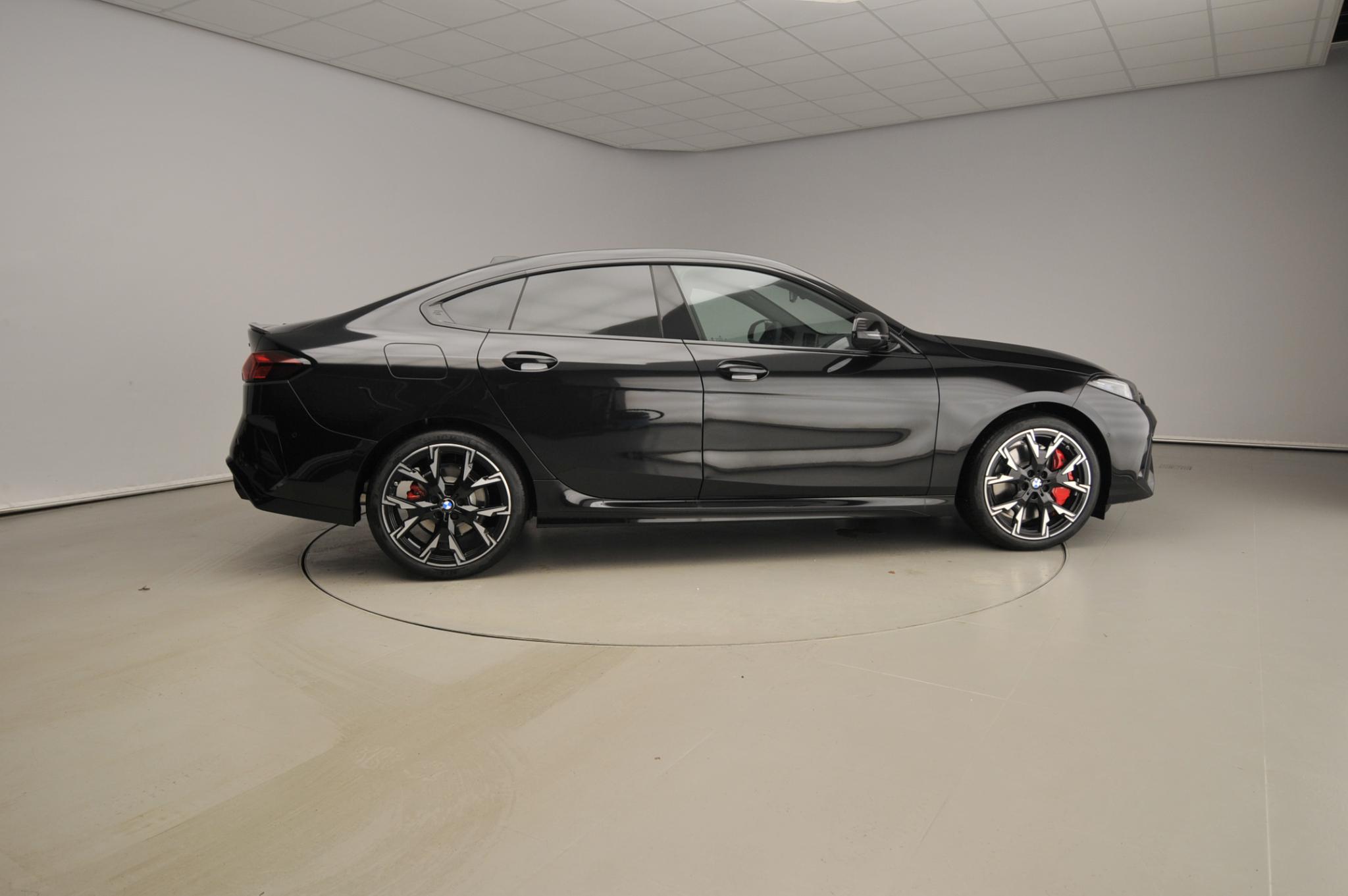 BMW 2 Serie 220 Gran Coupé - Afbeelding 4