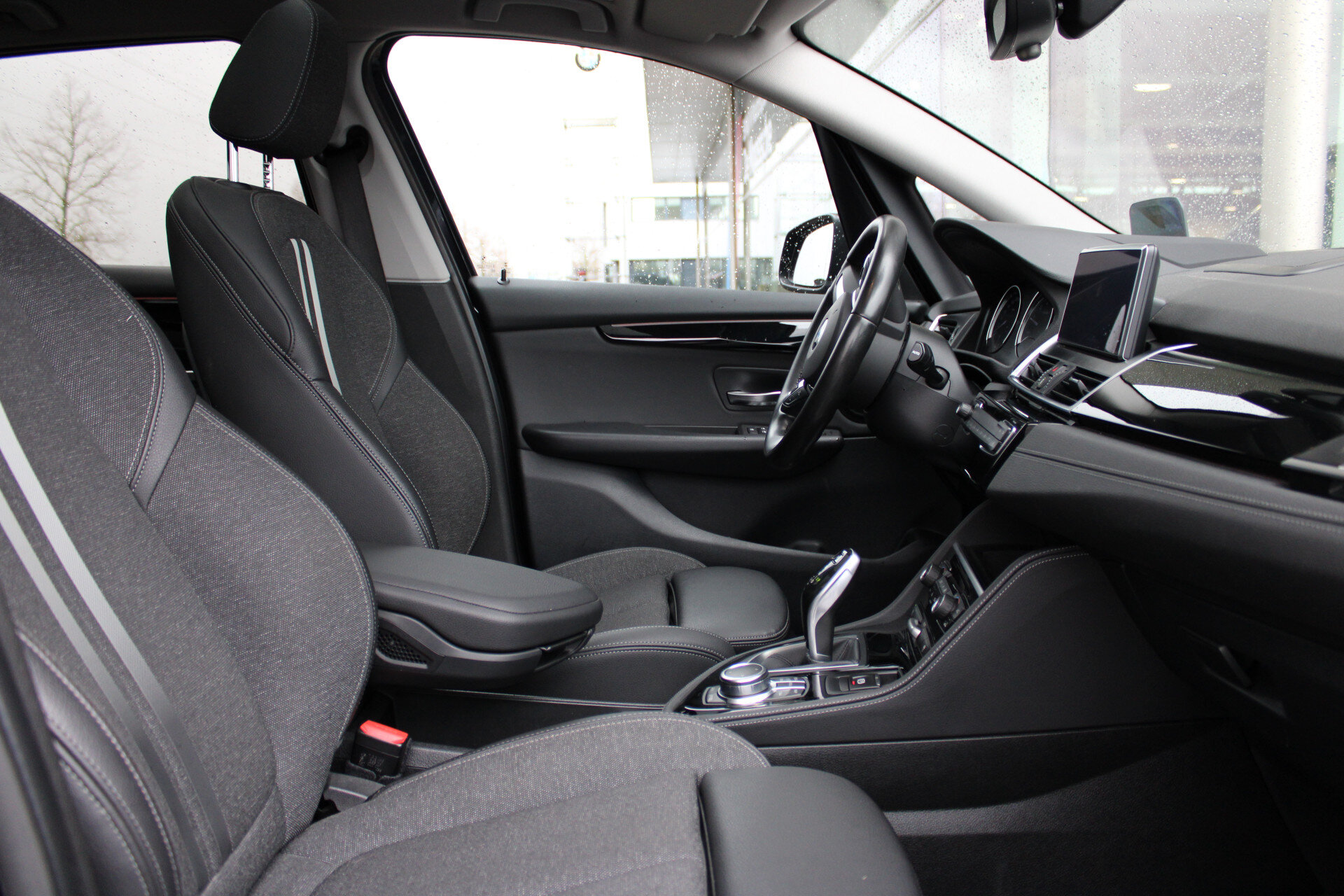 BMW 2 Serie Active Tourer 218i High Executive Automaat - Afbeelding 3