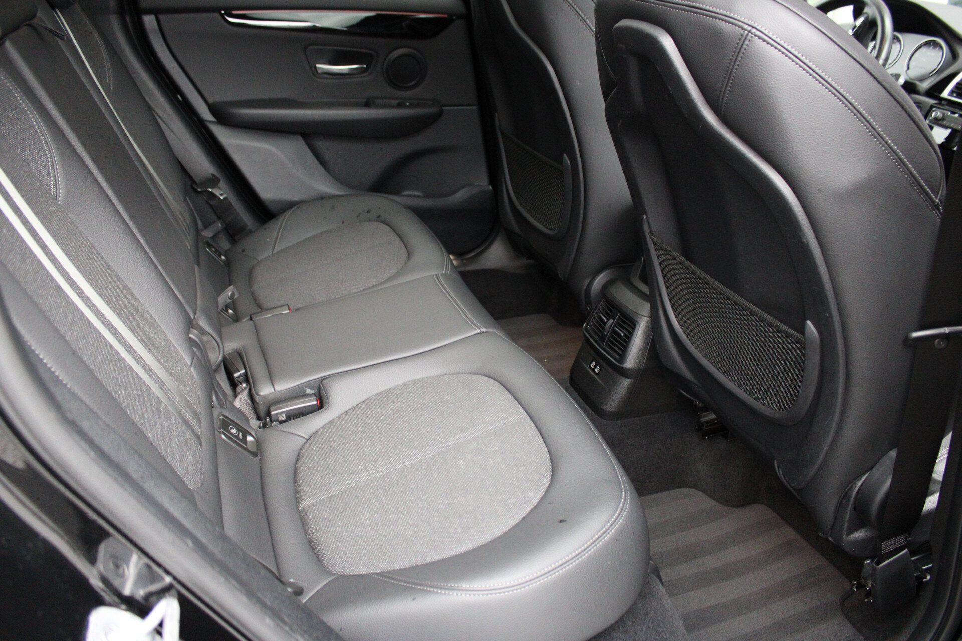 BMW 2 Serie Active Tourer 218i High Executive Automaat - Afbeelding 4