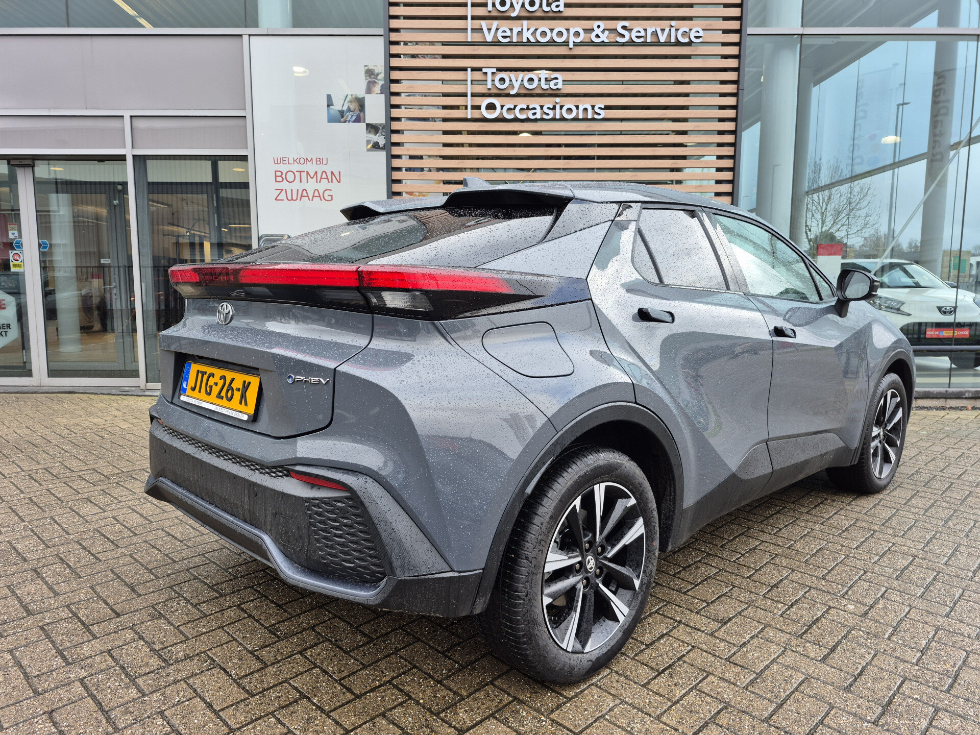 Toyota C-HR 2.0 Plug-in Hybrid 220 Dynamic Automaat - Afbeelding 3