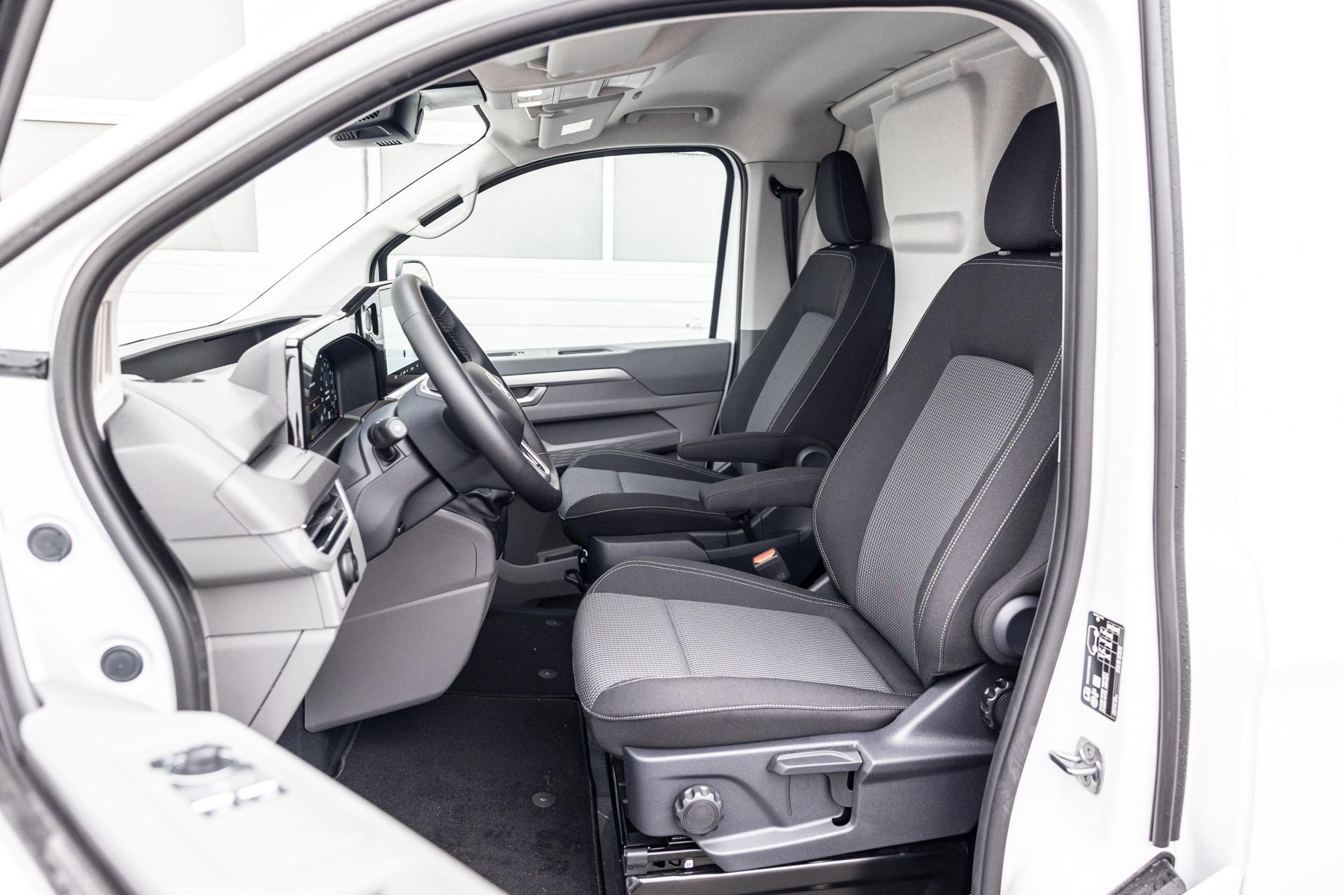 Volkswagen Transporter 2.0 TDI 150pk DC L1H1 28 Style - Afbeelding 4