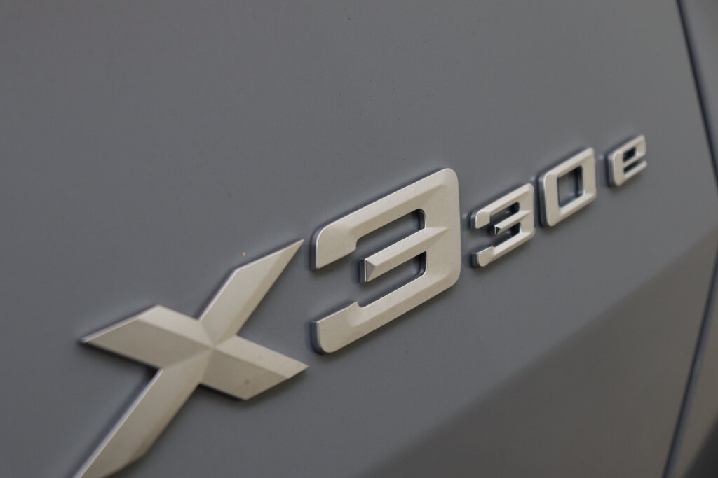 BMW X3 64
