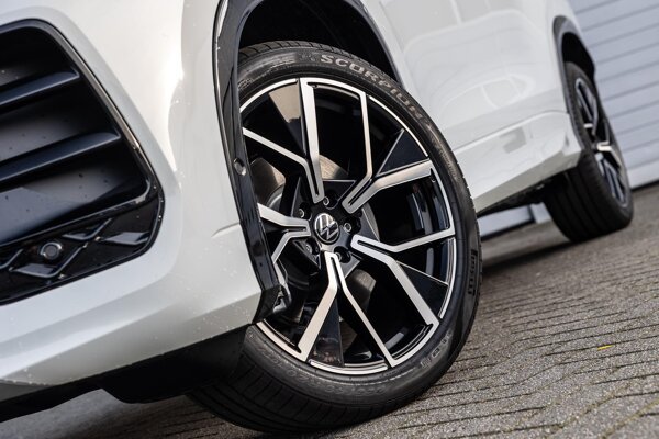 lichtmetalen velgen 20" lichtmetalen velgen 20"