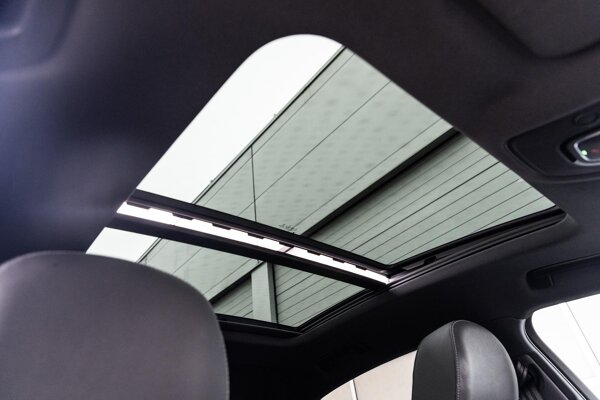 elektrisch glazen panorama-dak