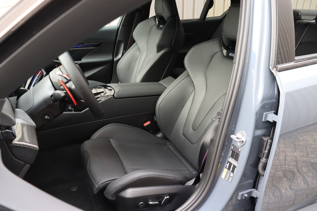 BMW M5 4