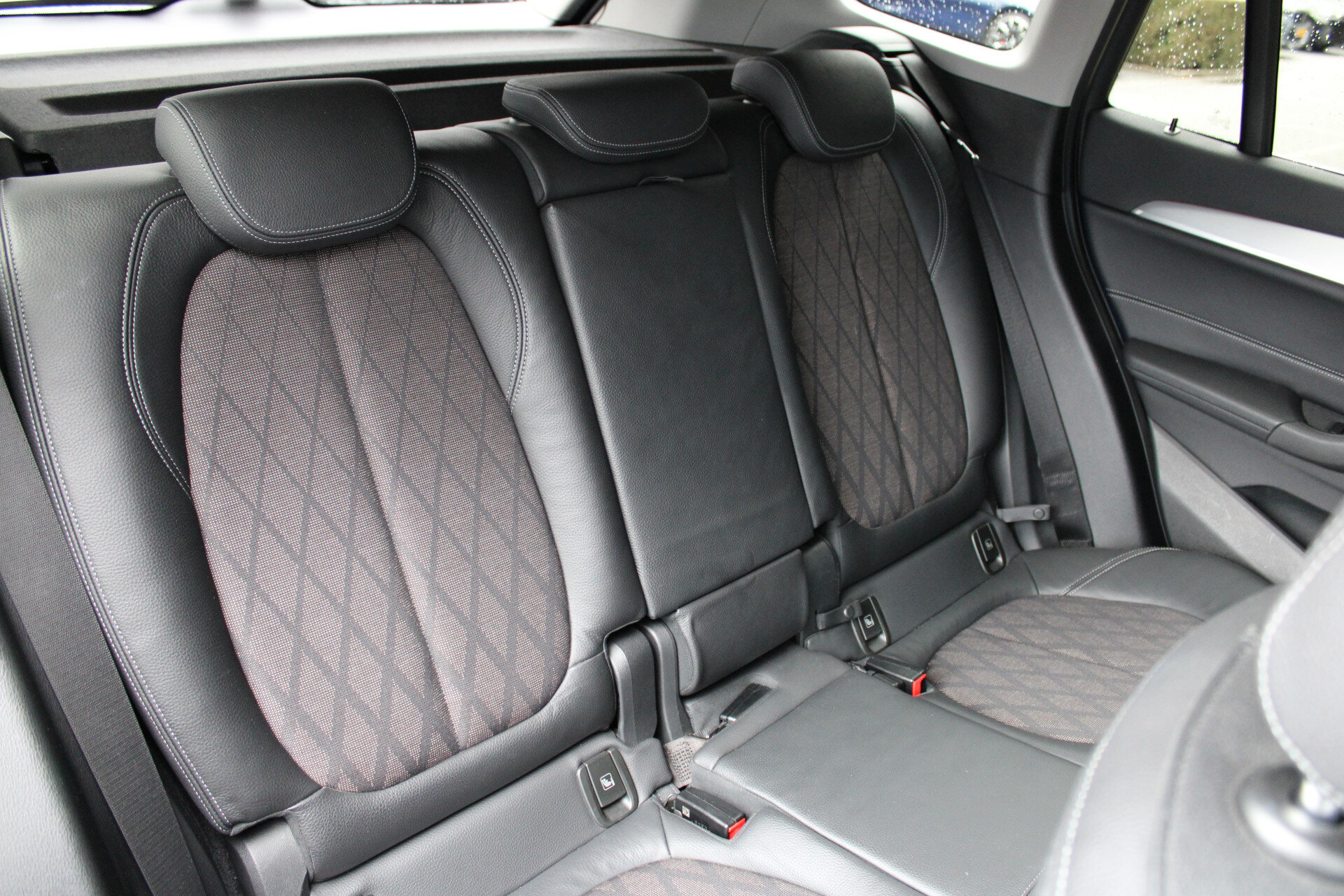 BMW X1 xDrive20i xLine Automaat - Afbeelding 4