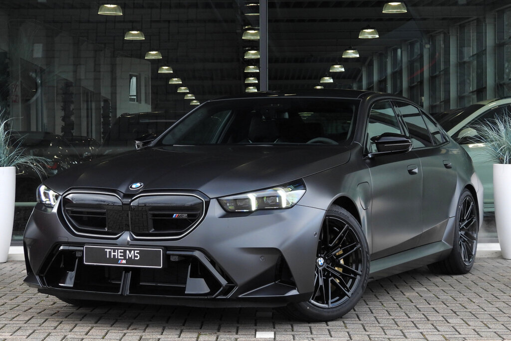 BMW M5 1
