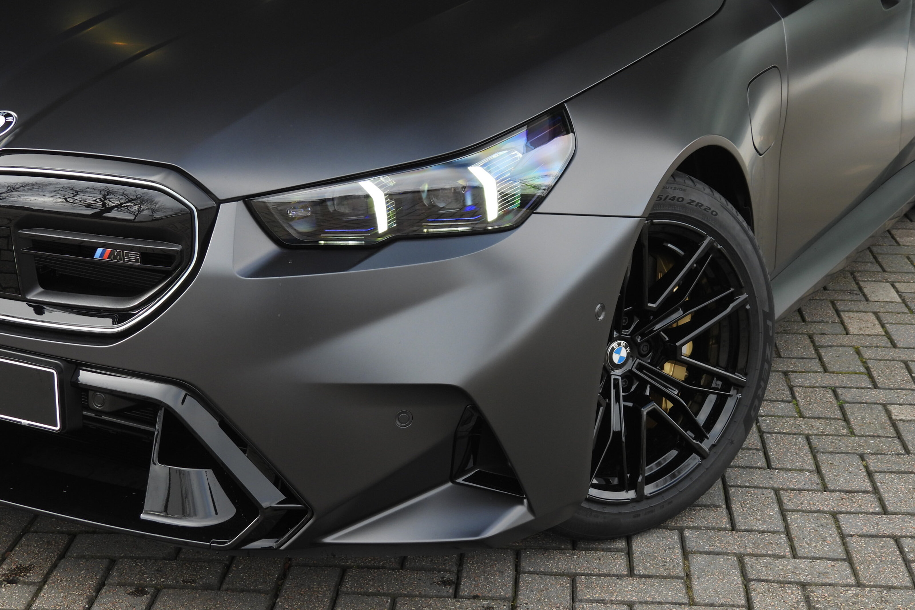 BMW M5 8