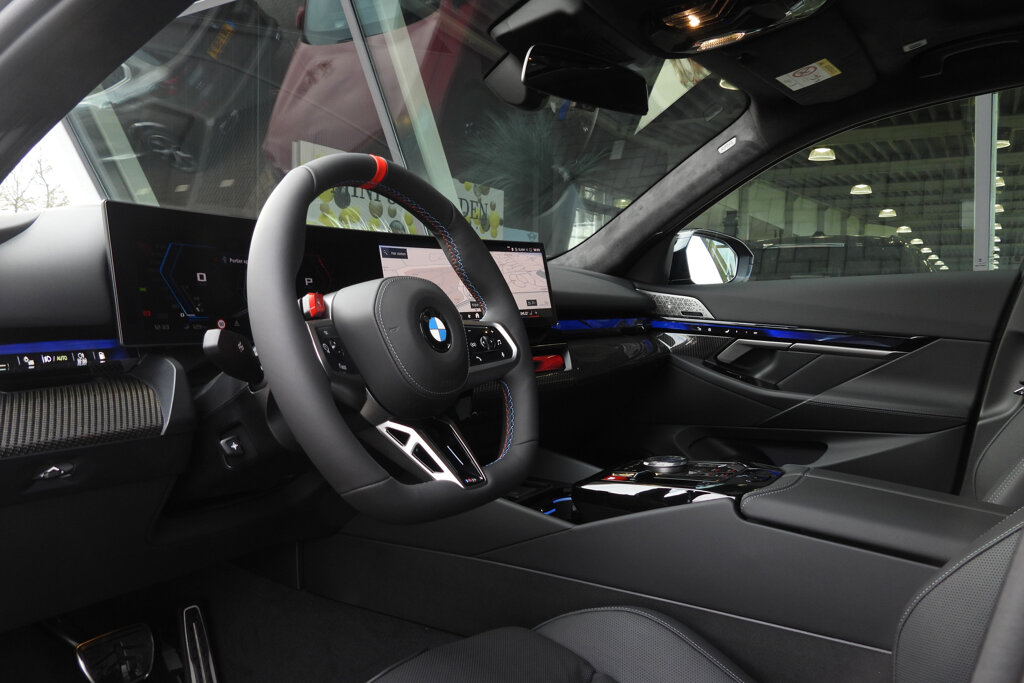 BMW M5 13