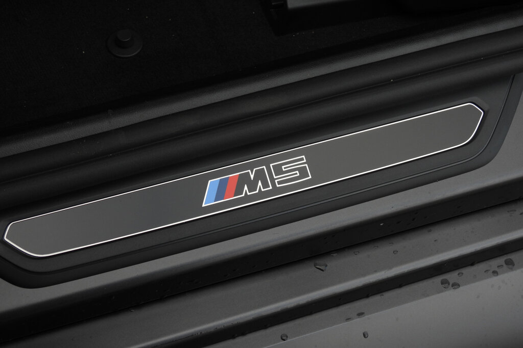 BMW M5 21