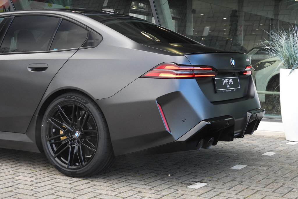 BMW M5 26