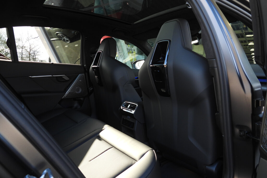 BMW M5 37