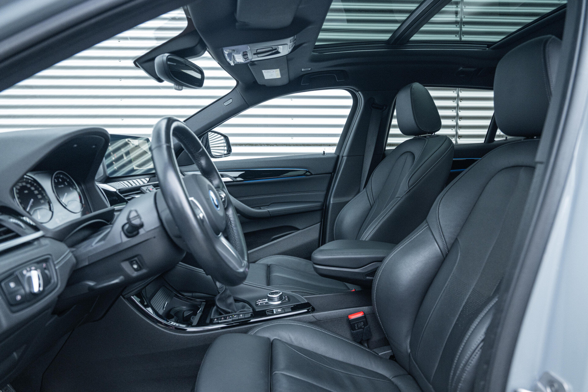 BMW X2 xDrive25e High Executive M Sport Automaat - Afbeelding 4