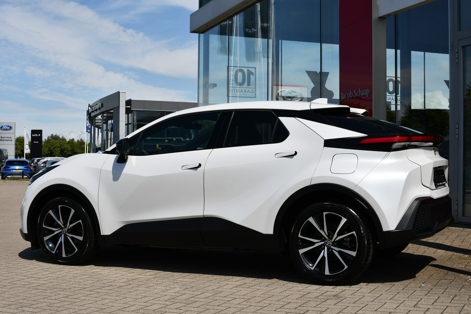 Toyota C-HR 1.8 Hybrid 140 Dynamic Limited Automaat 140pk - Afbeelding 5
