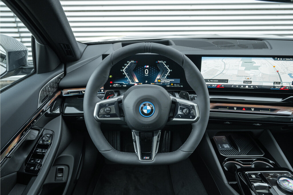 BMW 5 Serie 32