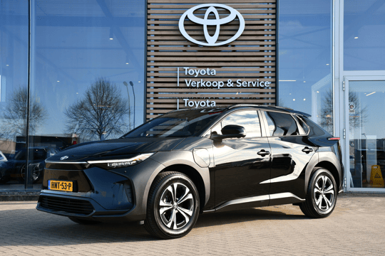 Toyota bZ4X Dynamic 71 kWh Automaat 204pk