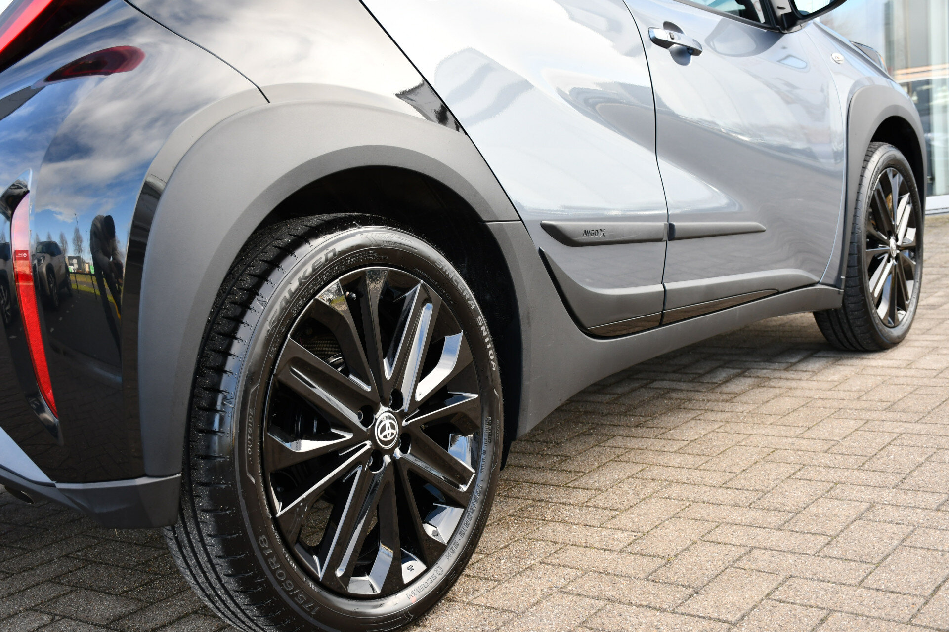 Toyota Aygo X 1.0 VVT-i S-CVT Premium Automaat 72pk - Afbeelding 4