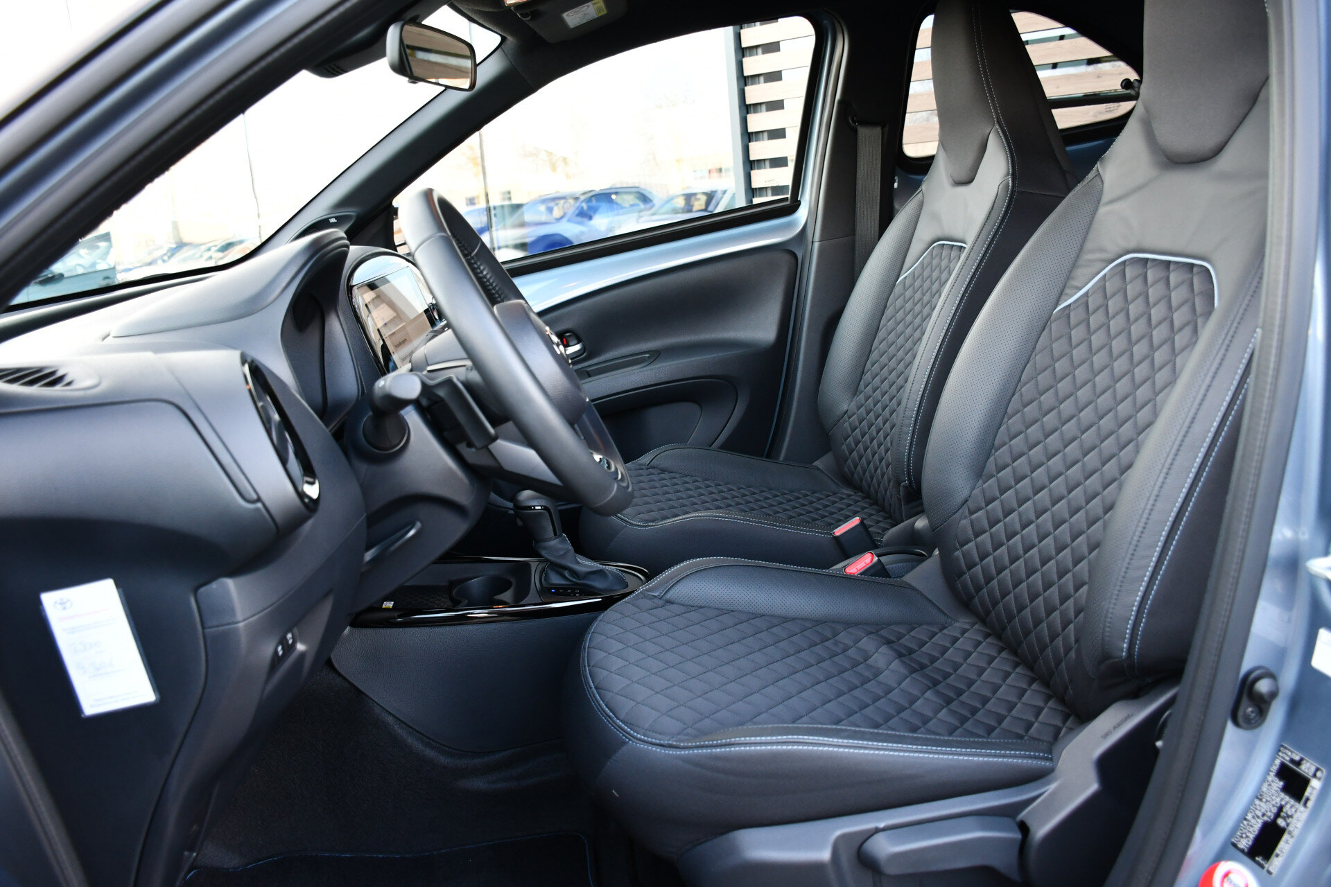 Toyota Aygo X 1.0 VVT-i S-CVT Premium Automaat 72pk - Afbeelding 5