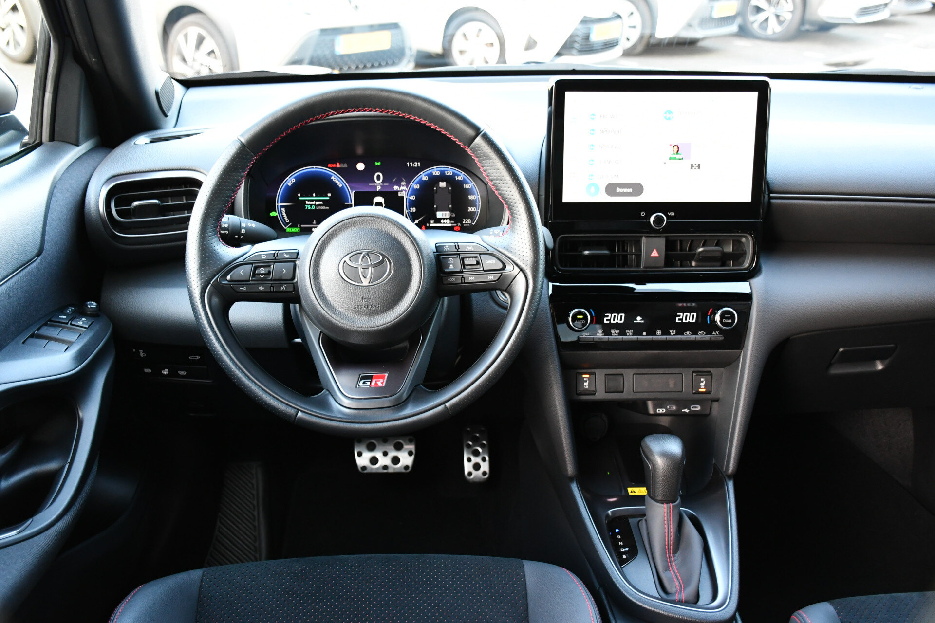 Toyota Yaris Cross 1.5 Hybrid 130 GR Sport Limited Automaat 130pk - Afbeelding 2